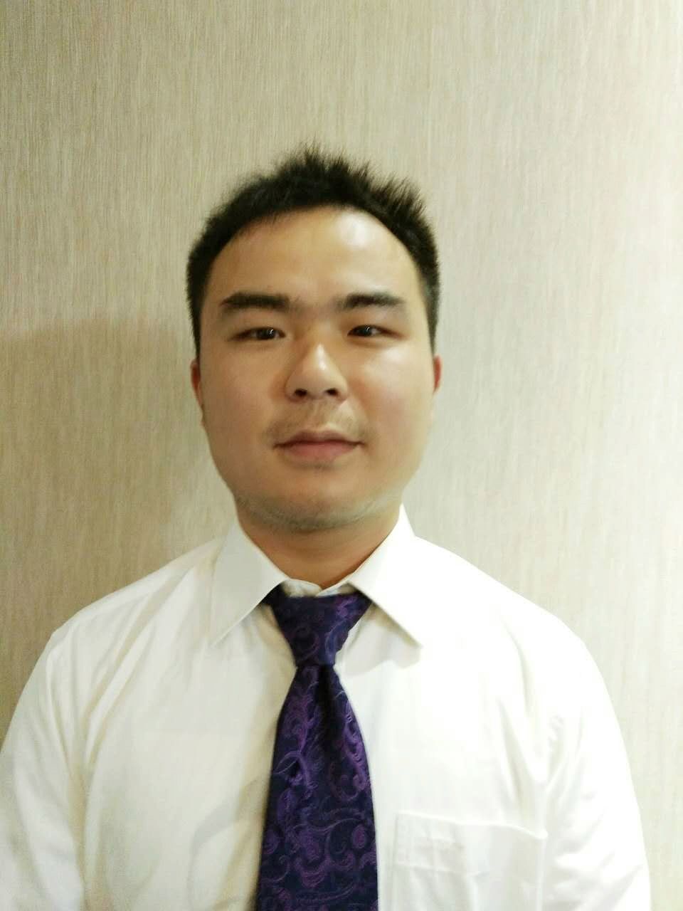 項目經理：余偉